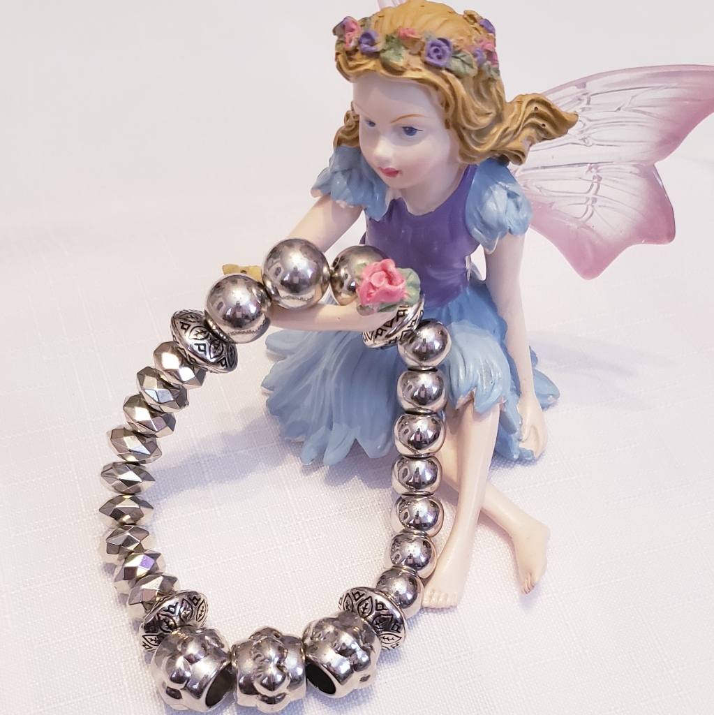 Handmade Bracelets By Iley